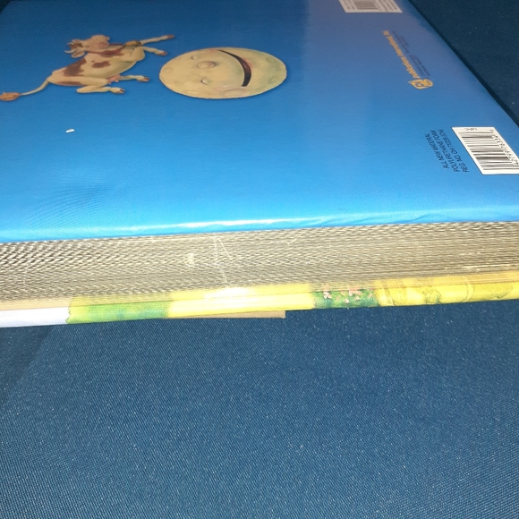 Book - Picture 4 of 8